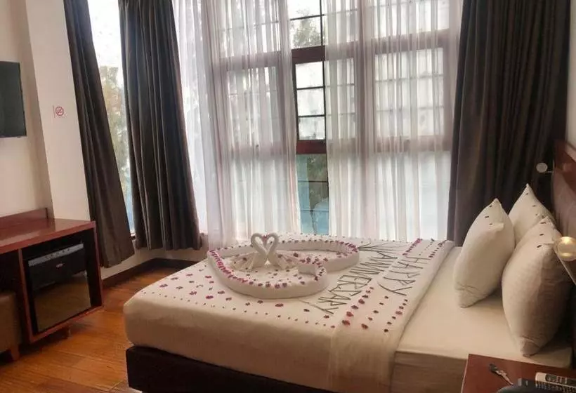 تختخواب و صبحانه Manta Beach & Spa