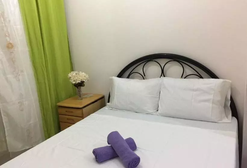 Hotelli Cityland Tagaytay Taal Lake View City View Free Pool Parking