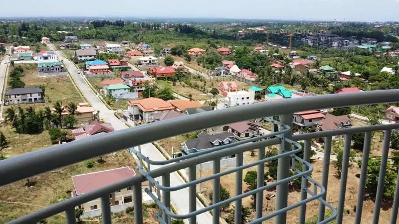 Hotelli Cityland Tagaytay Taal Lake View City View Free Pool Parking