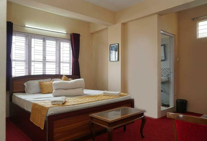 Hotel Himalayan Brook