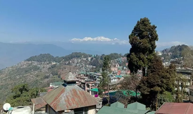 هتل Himalayan Brook
