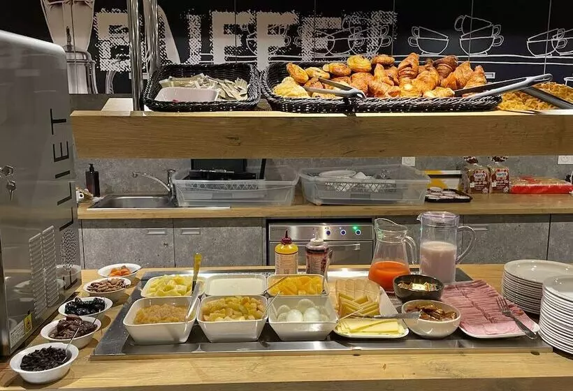 ホテル Ibis Budget Cognac