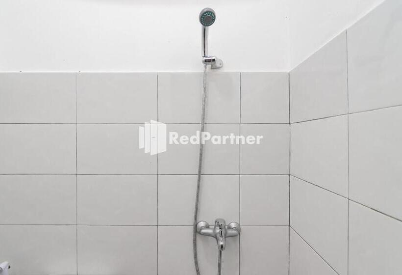 Hotel Langkar Guest House Syariah Mitra Reddoorz