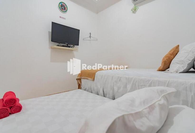 Hotel Langkar Guest House Syariah Mitra Reddoorz