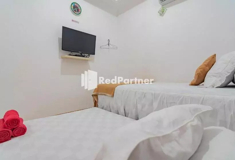 ホテル Langkar Guest House Syariah Mitra Reddoorz