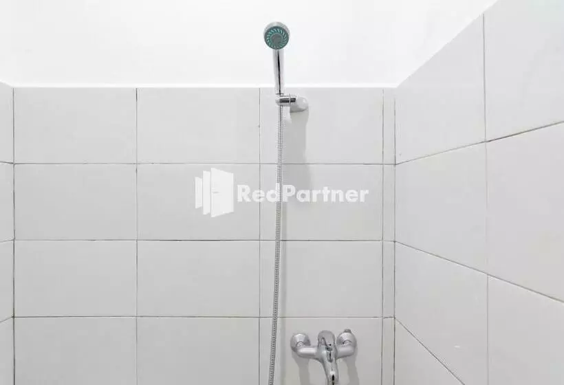 ホテル Langkar Guest House Syariah Mitra Reddoorz