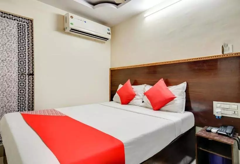 ホテル Oyo 78389  Maruthi Residency
