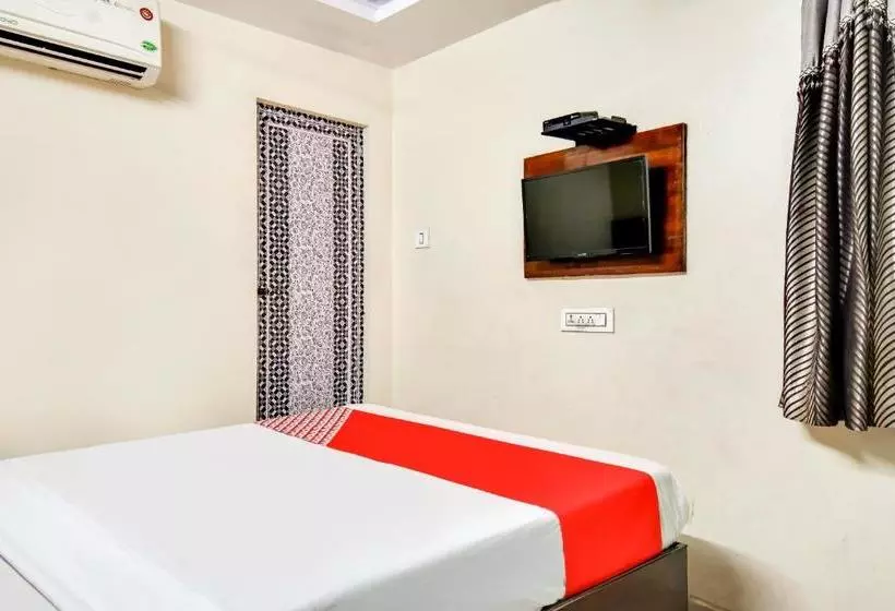 ホテル Oyo 78389  Maruthi Residency