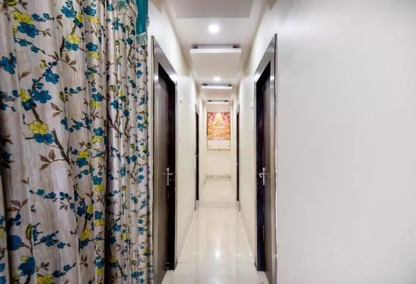 ホテル Oyo 78389  Maruthi Residency