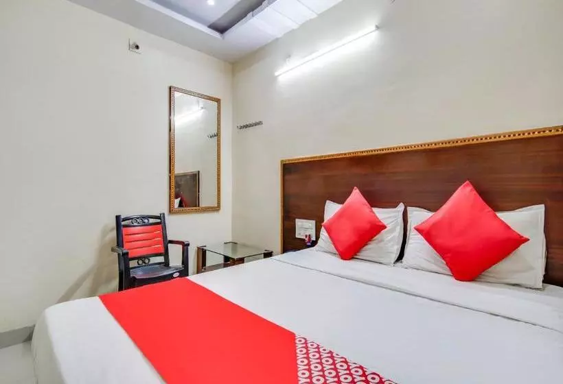 ホテル Oyo 78389  Maruthi Residency