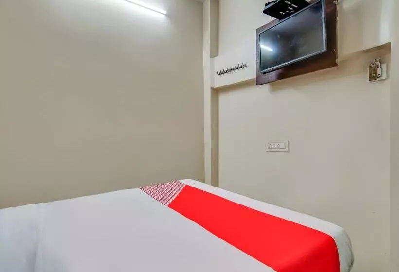 ホテル Oyo 78389  Maruthi Residency