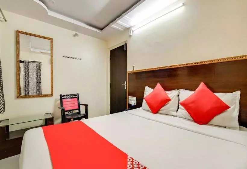 ホテル Oyo 78389  Maruthi Residency