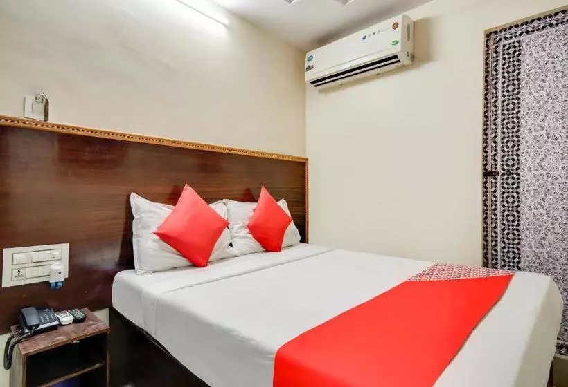 ホテル Oyo 78389  Maruthi Residency