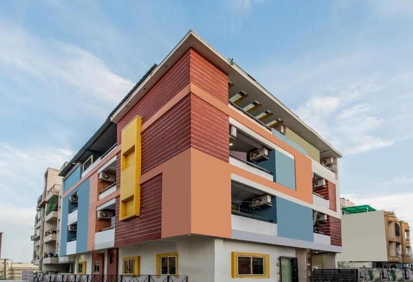 Hotelli Oyo 78889 Flagship Samar Regency