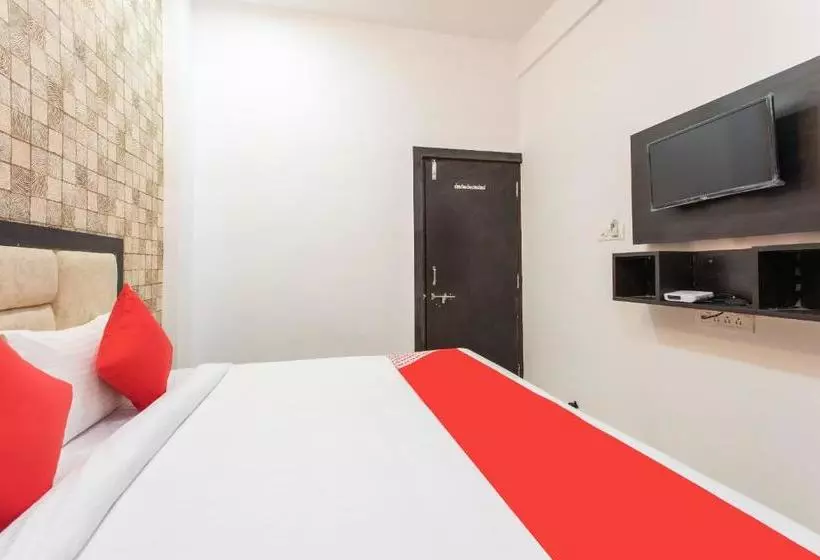 Hotelli Oyo 78889 Flagship Samar Regency