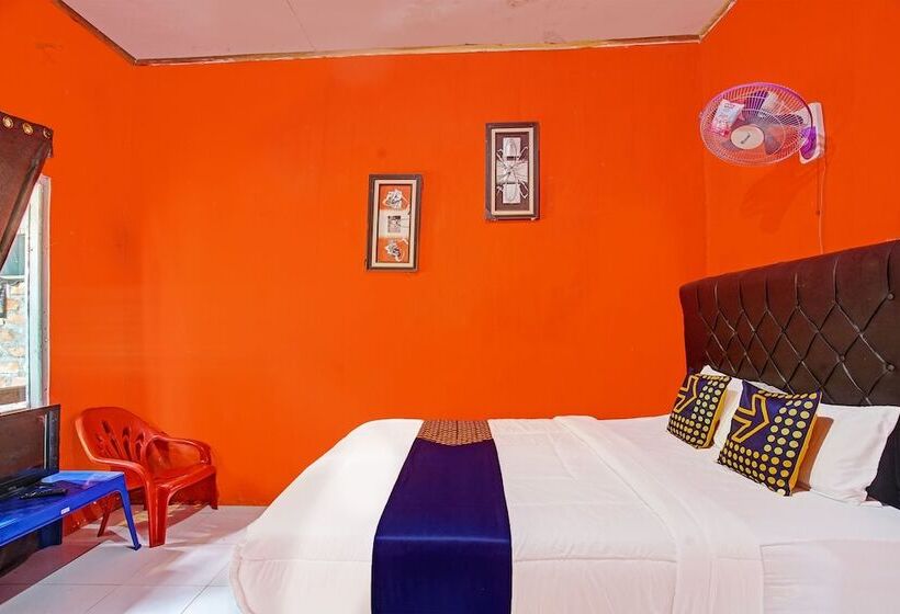 ホテル Oyo 90279 Wartawan De Mansion