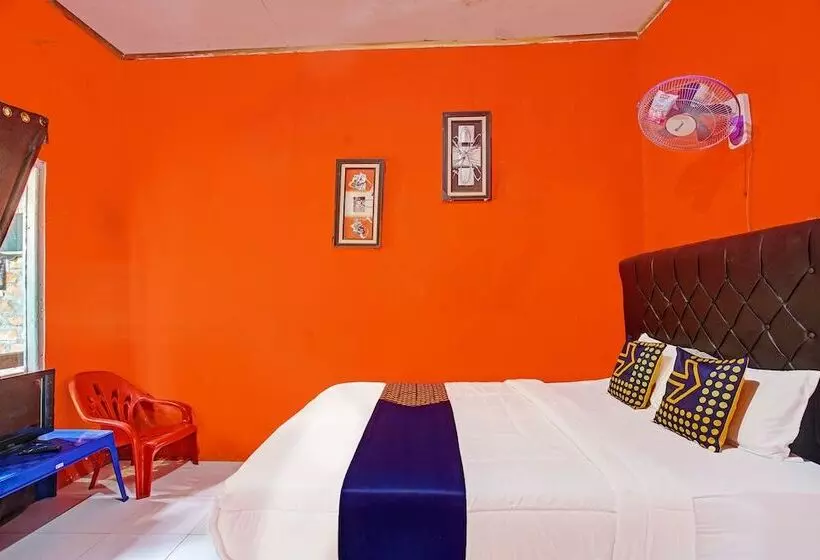 ホテル Oyo 90279 Wartawan De Mansion