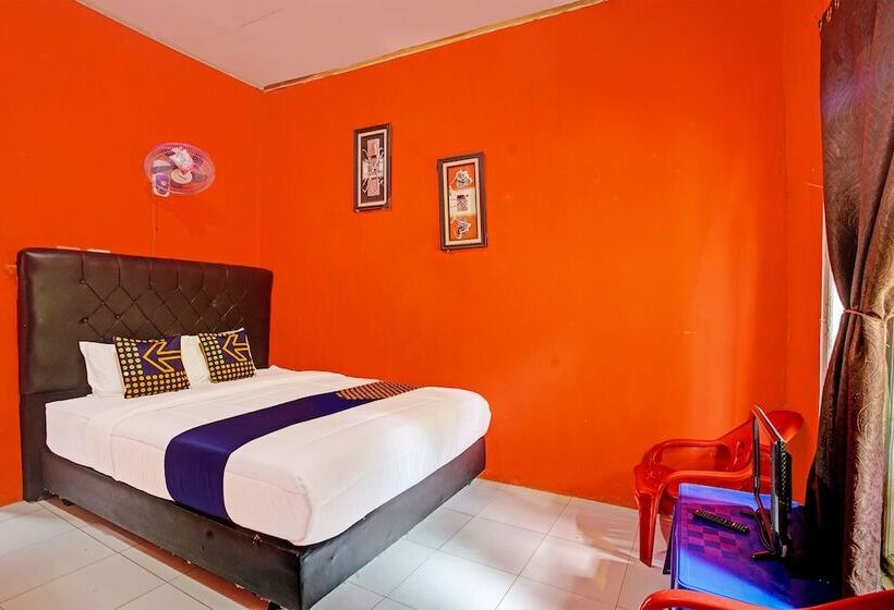 ホテル Oyo 90279 Wartawan De Mansion