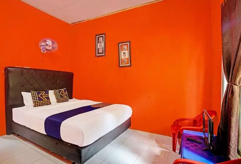 ホテル Oyo 90279 Wartawan De Mansion