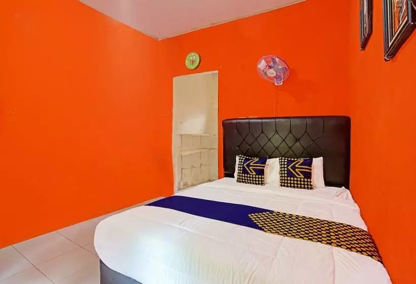 ホテル Oyo 90279 Wartawan De Mansion