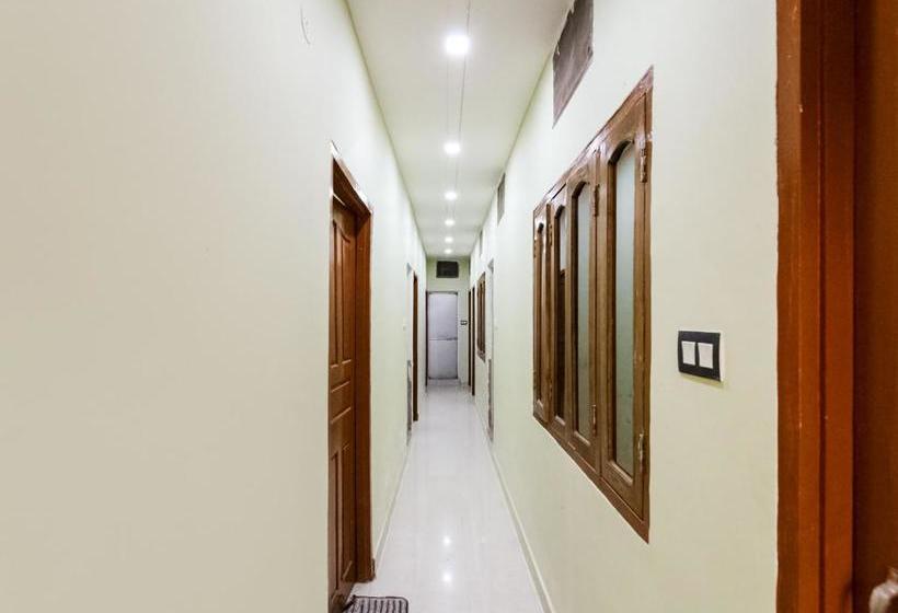 Hotelli Spot On Pawan Palace