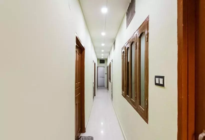 ホテル Spot On Pawan Palace