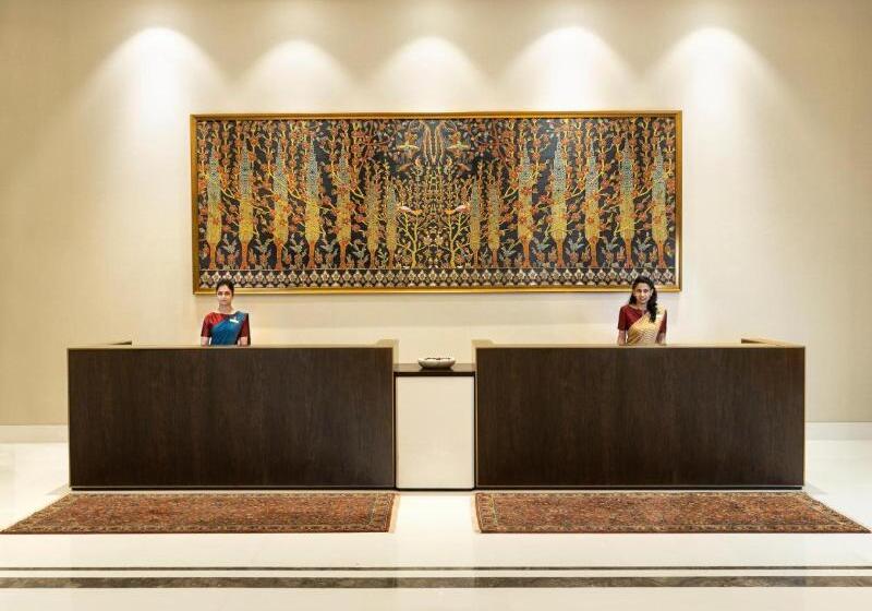 فندق The Leela Bhartiya City Bengaluru