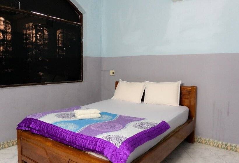 Viet Hung Hotel By Zuzu