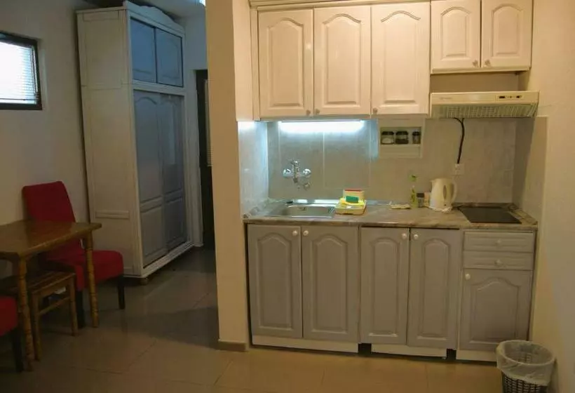 Yeshill Apart & Studio