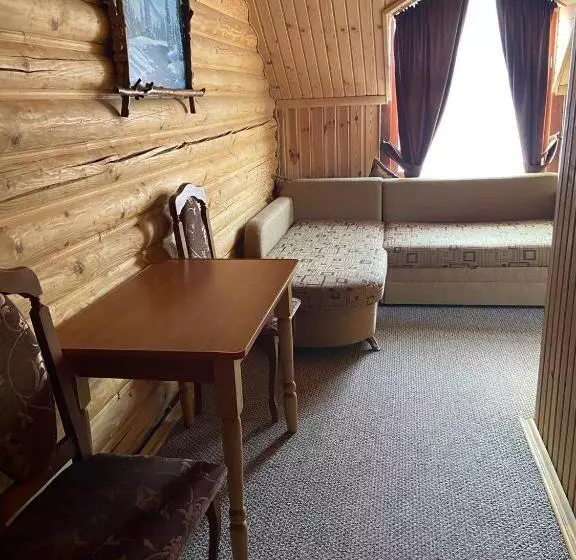 Hotelli шепіт карпат