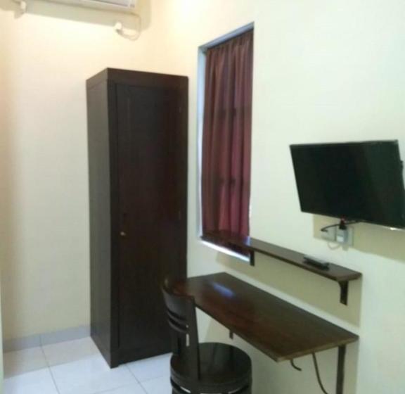 בית מלון כפרי Oyo 90170 Griya Palem