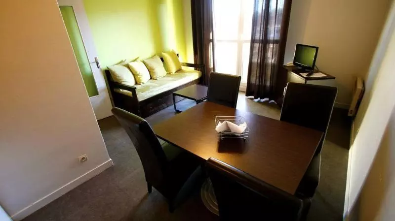 Appart Hotel Les Palatines