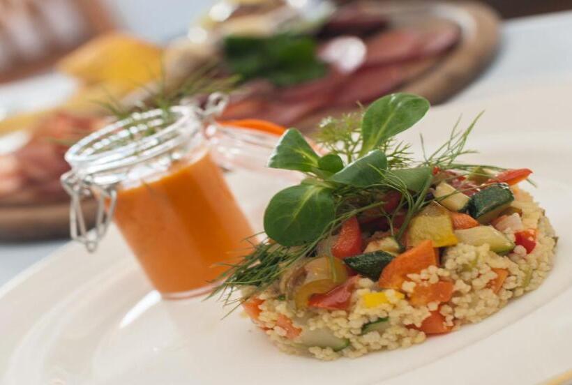 בית מלון כפרי Ai Pini