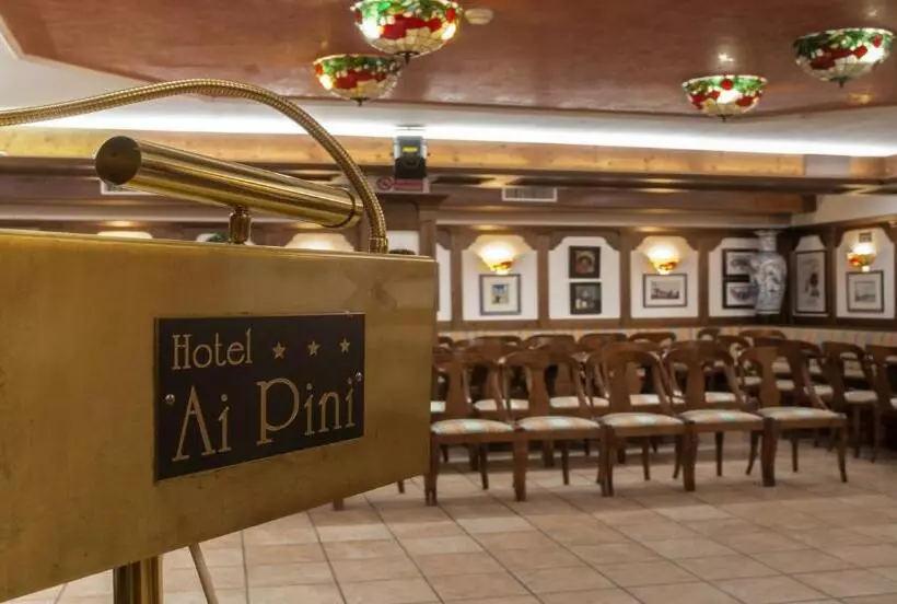 Отель Ai Pini