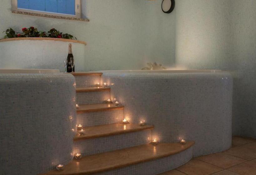 בית מלון כפרי Ai Pini