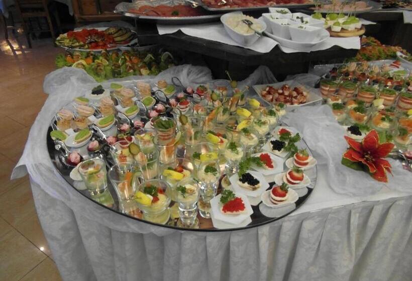 בית מלון כפרי Ai Pini