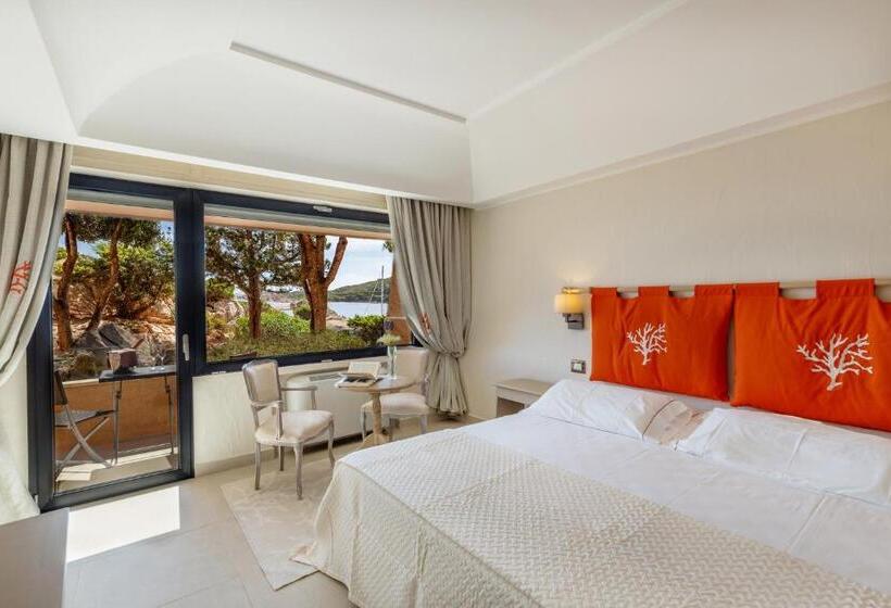 Отель Cala Lunga