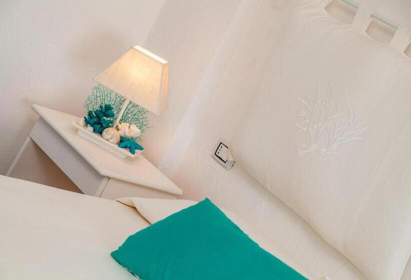 Отель Cala Lunga