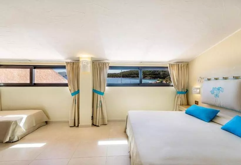 Отель Cala Lunga