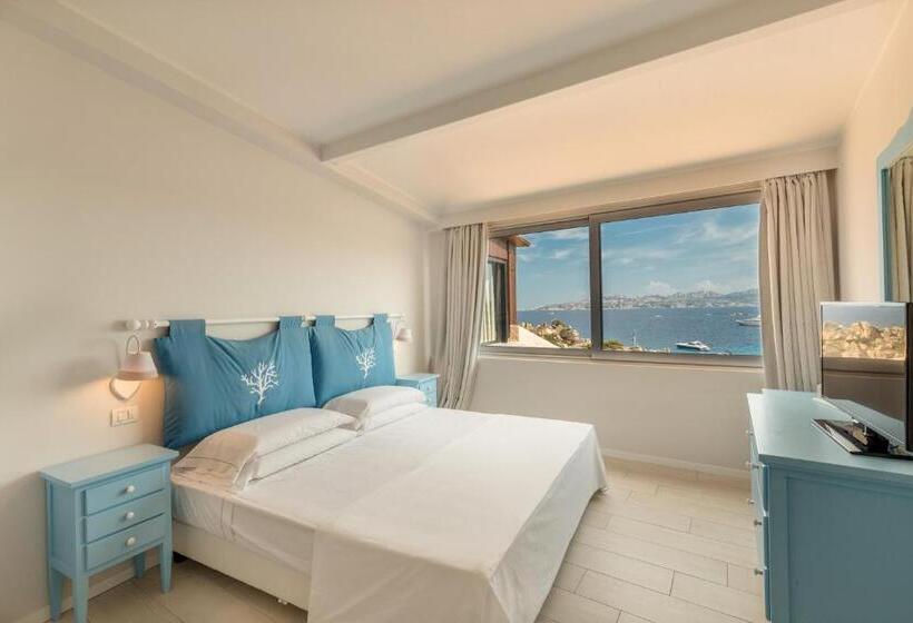 Отель Cala Lunga