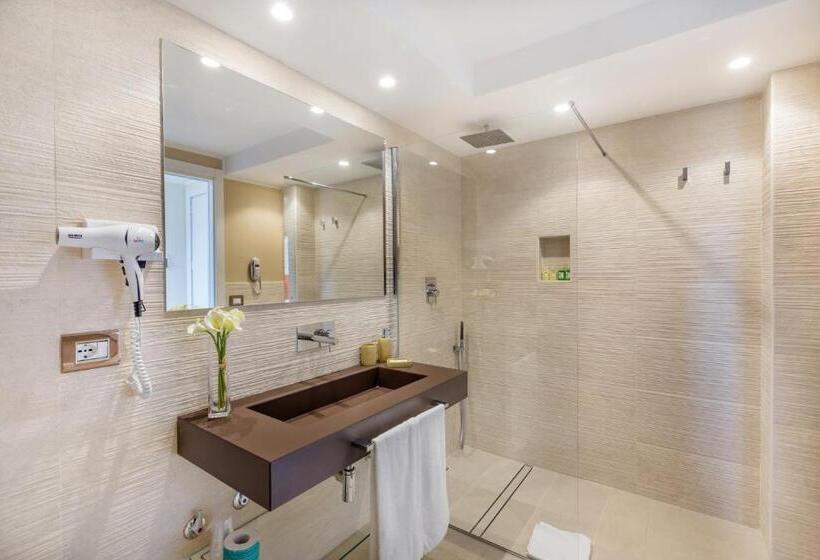 Отель Cala Lunga