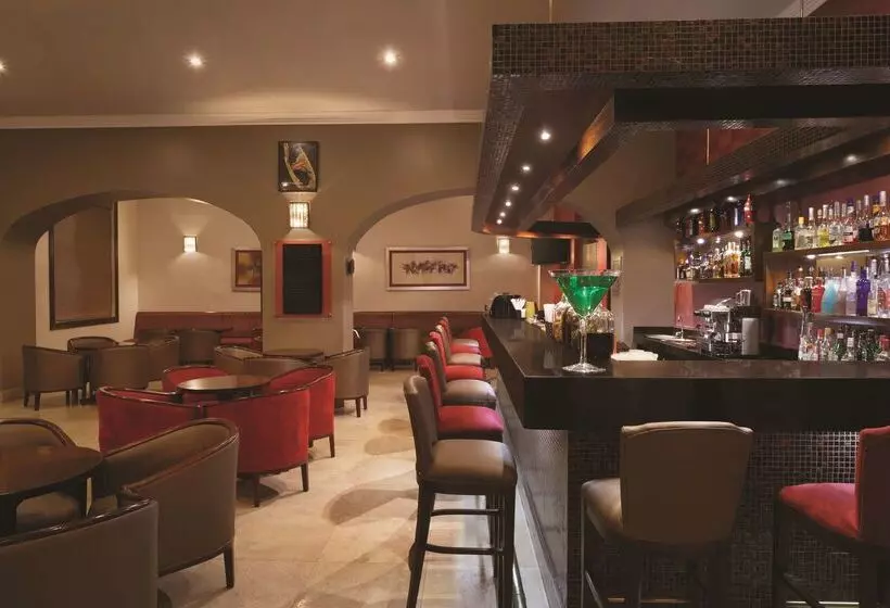 هتل Costa Del Sol Wyndham Cajamarca