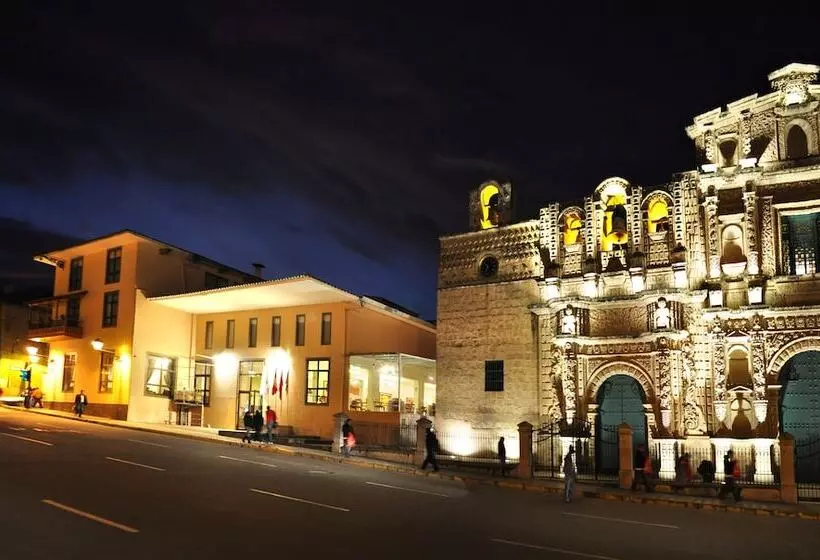 هتل Costa Del Sol Wyndham Cajamarca