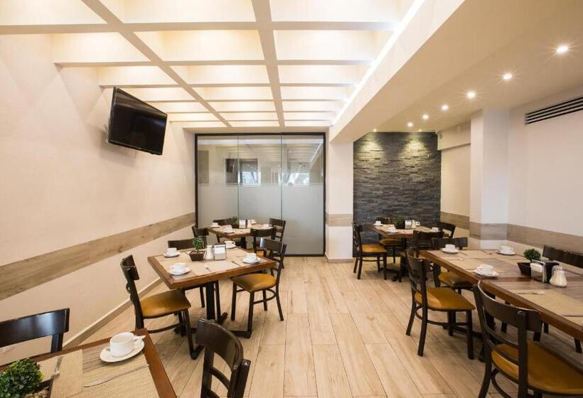 Отель Diligencias