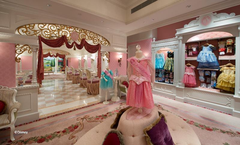 فندق Hong Kong Disneyland