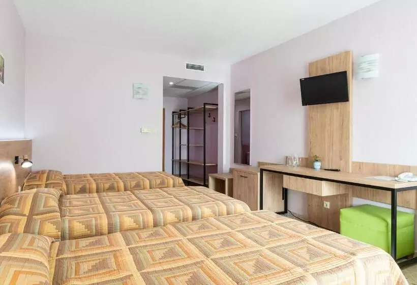 Ivana Palace Hotel Free Parking