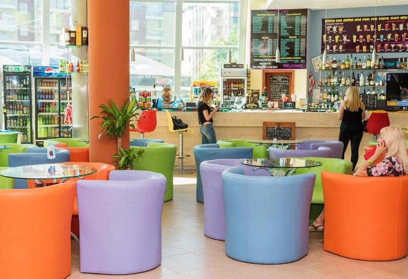 Ivana Palace Hotel   Free Parking