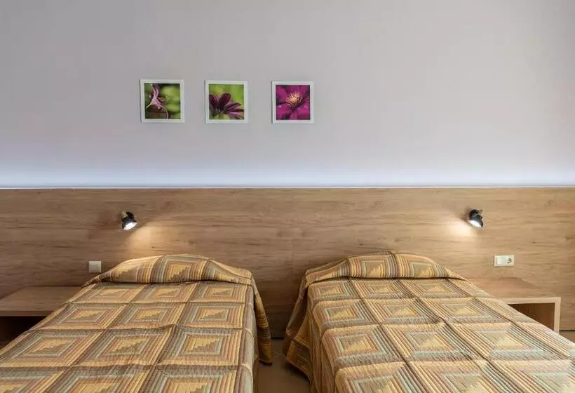 Ivana Palace Hotel Free Parking