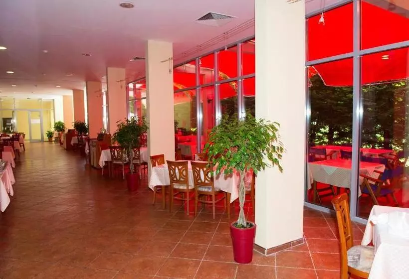 Ivana Palace Hotel Free Parking