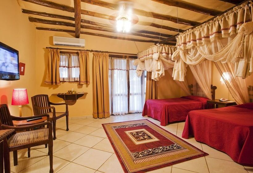 فندق Karafuu Beach Resort & Spa